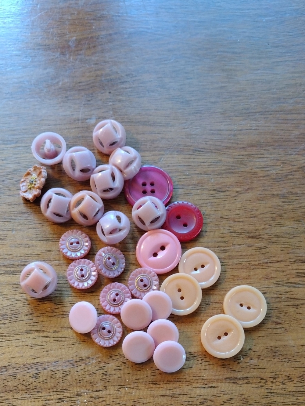 Pink Assorted Buttons Mix -